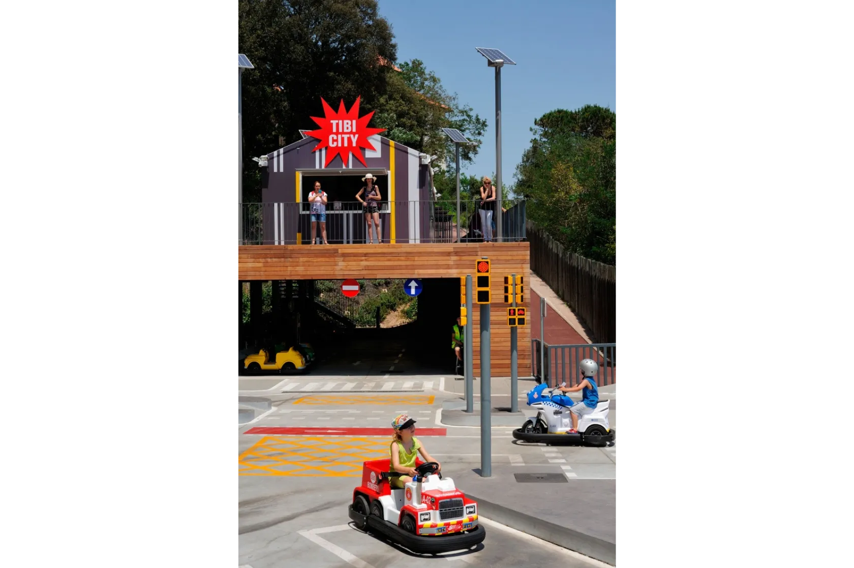 Atracció "TibiCity" al Tibidabo. Varis Arquitectes