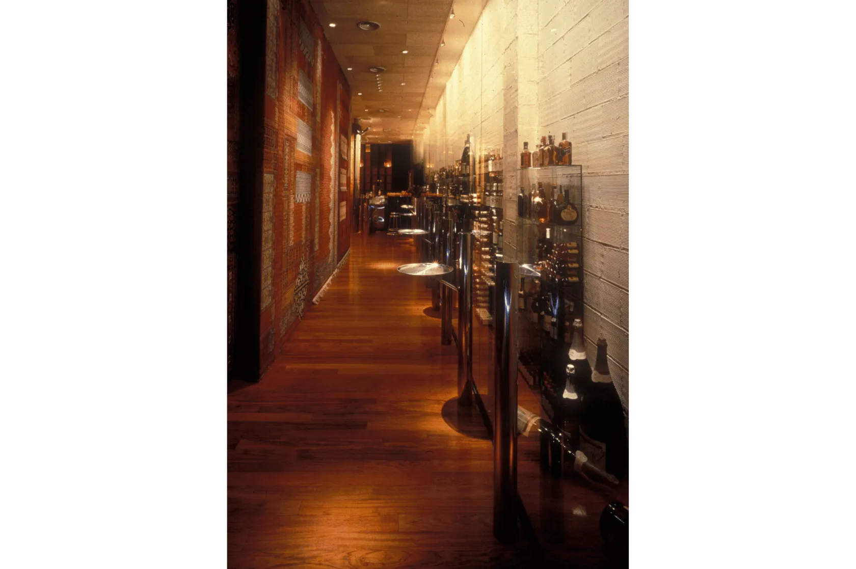 Bar Zsa Zsa Varis Arquitectes