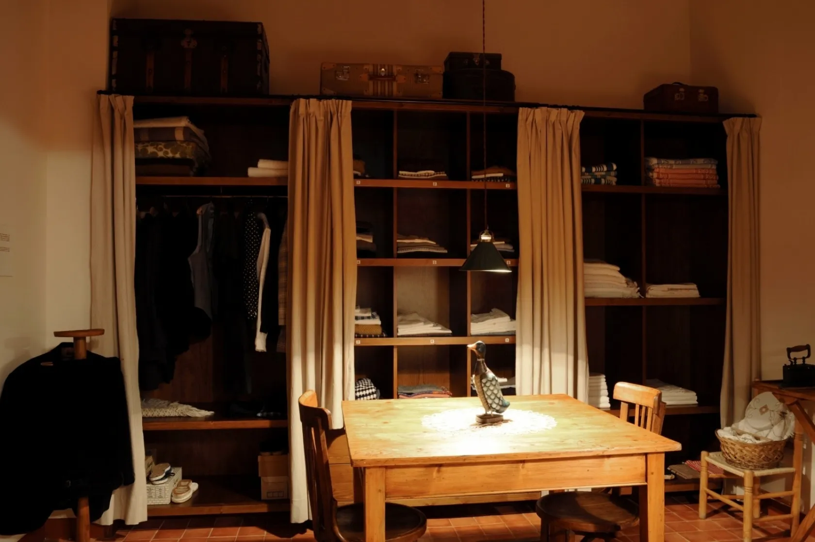 Casa Asil d'Aitona de les Germanetes dels Ancians Desemparats. Varis Arquitectes