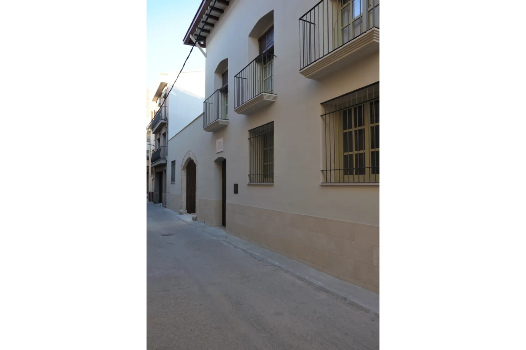 Casa Asil d'Aitona de les Germanetes dels Ancians Desemparats. Varis Arquitectes