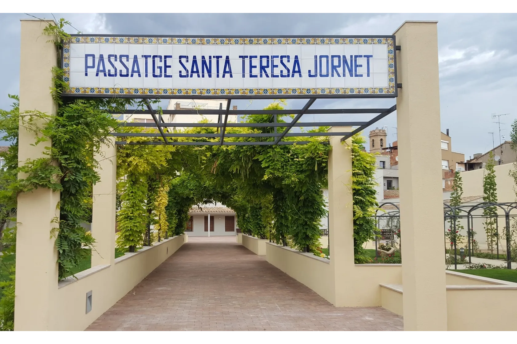 Casa Museu de les Germanetes dels Ancians Desemparats. Varis Arquitectes