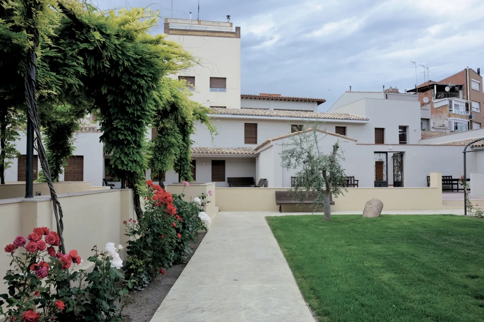 Casa Museu de les Germanetes dels Ancians Desemparats. Varis Arquitectes