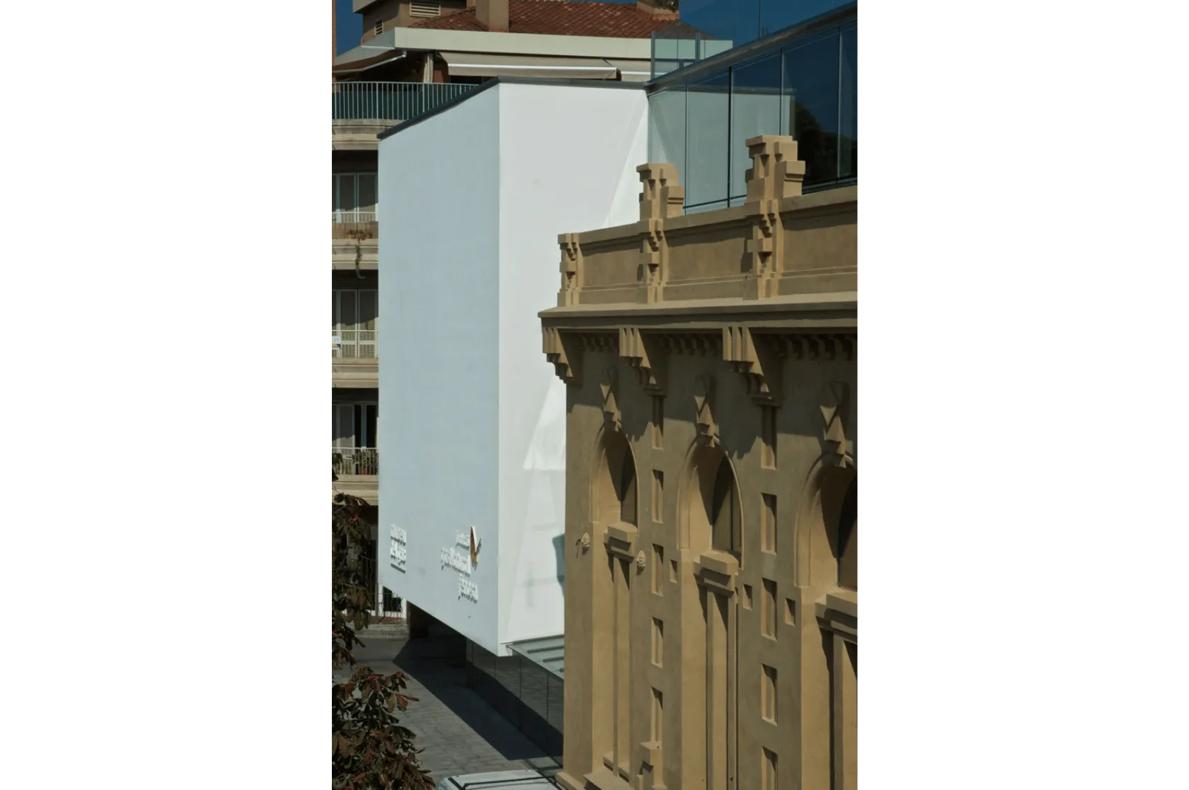 Edifici Museu del Gas Varis Arquitectes