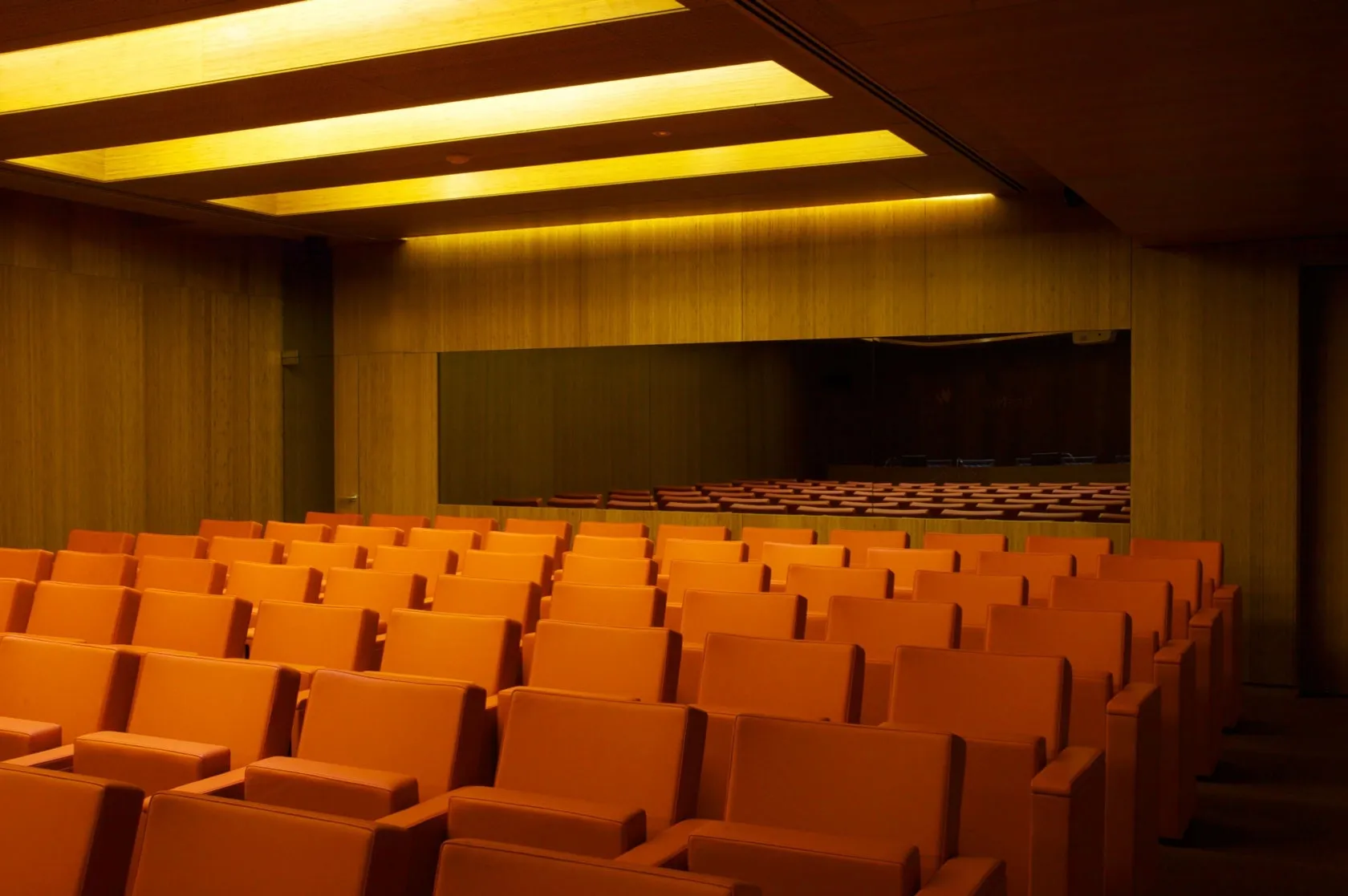 Edifici Museu del Gas Varis Arquitectes