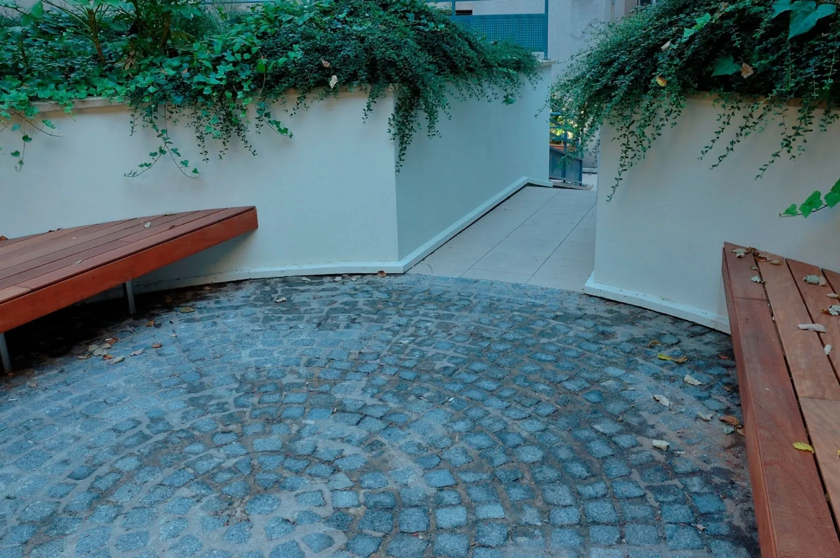 Edifici d'oficines Victor Hugo. Varis Arquitectes