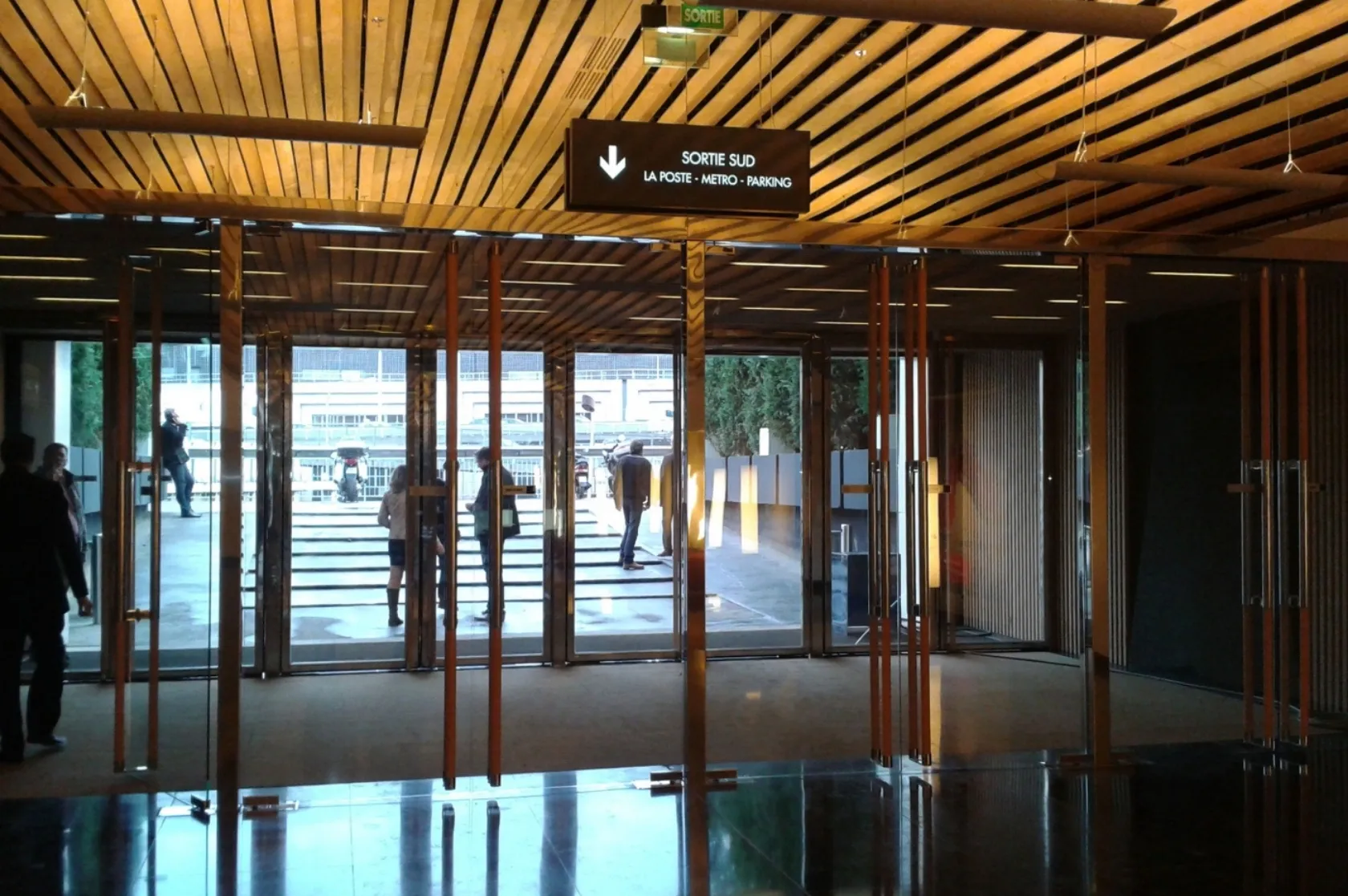 Edificis d'Oficines Tours Mercuriales. Varis Arquitectes