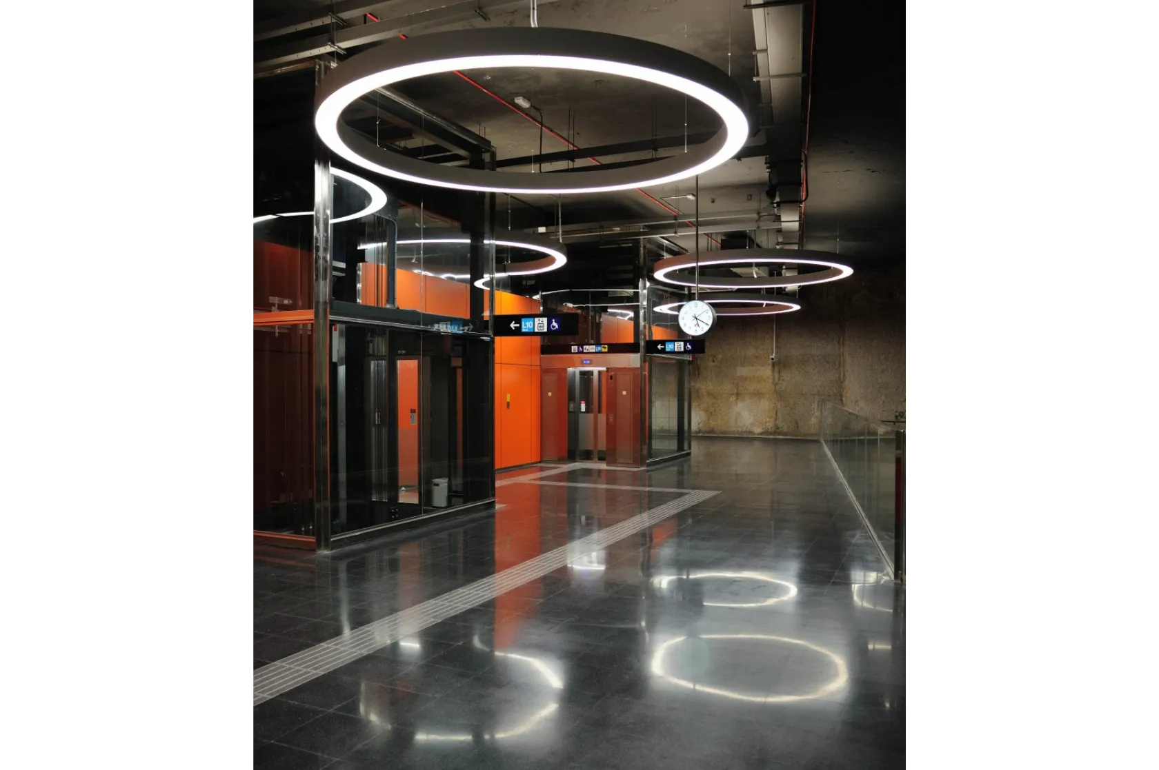 Estació de Metro Foneria L10 sud. Varis Arquitectes