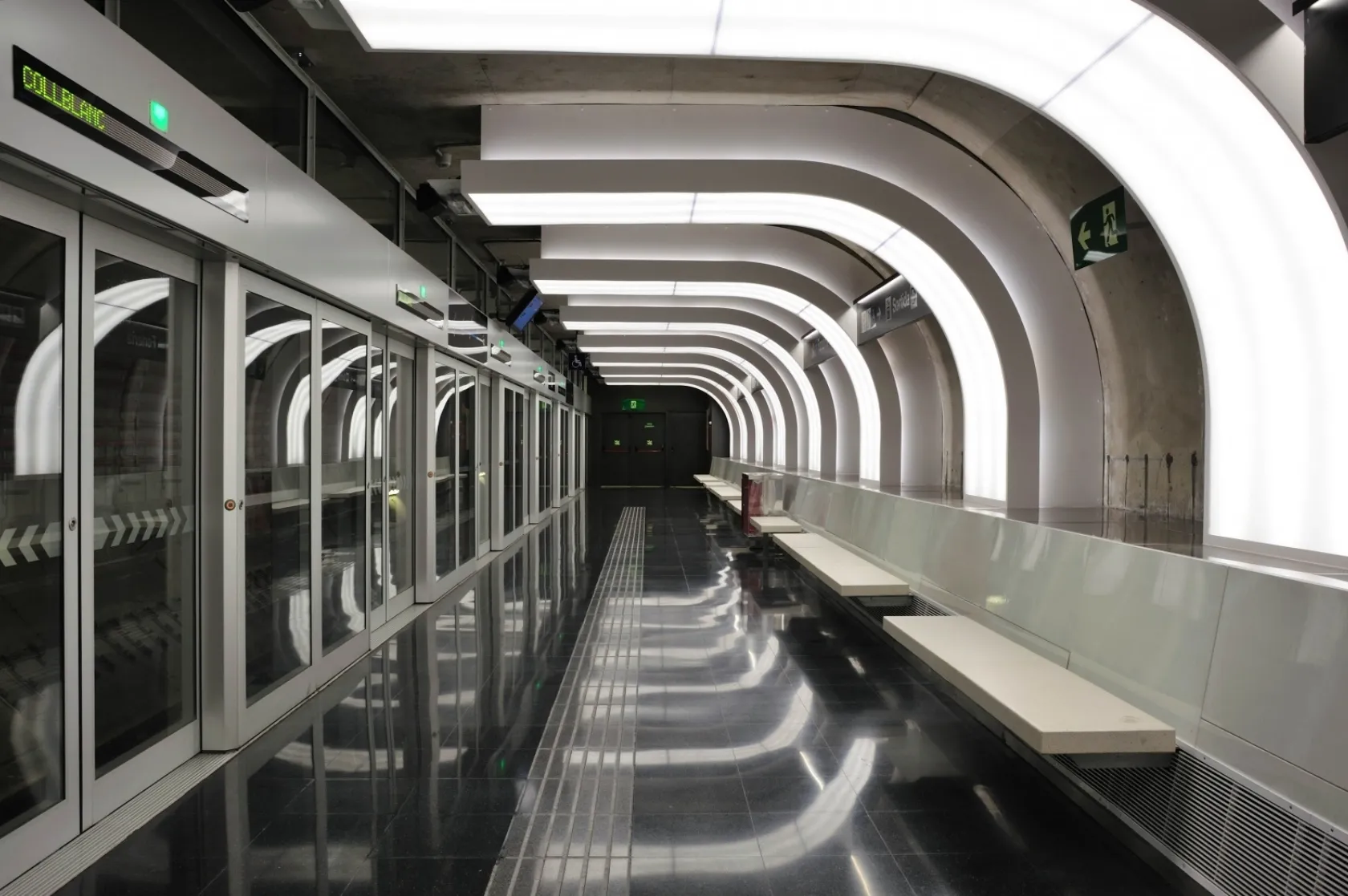 Estació de Metro Foneria L10 sud. Varis Arquitectes