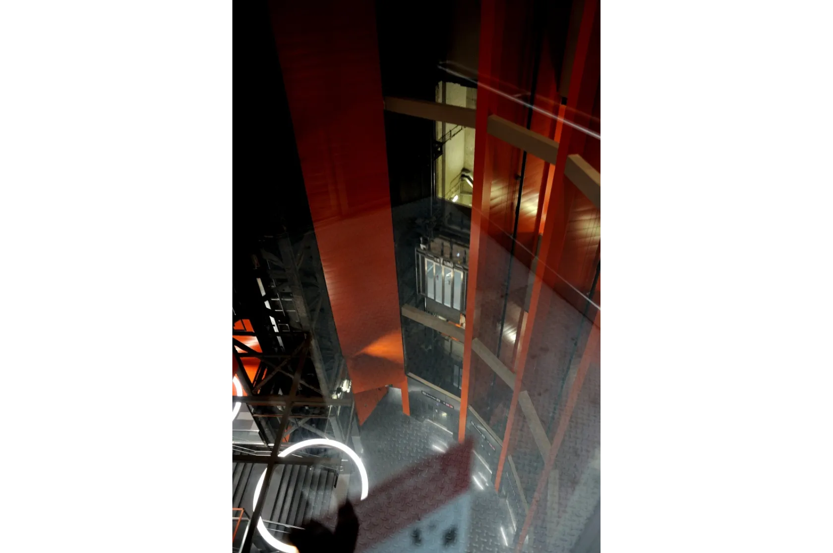 Estació de Metro ILDEFONS CERDÀ L10 sud Interiorisme. Varis Arquitectes