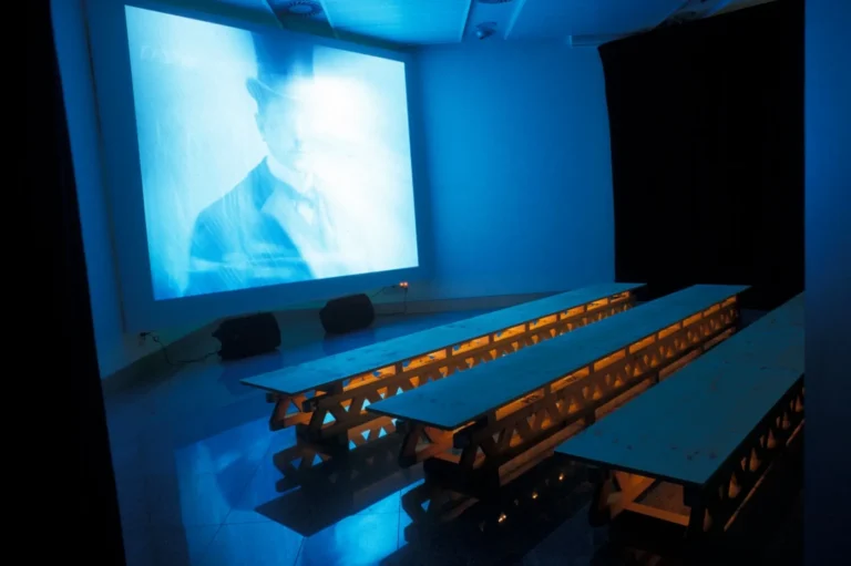 Esteve Terrades Illa. Enginyeria, Arquitectura i Ciència al segle XX