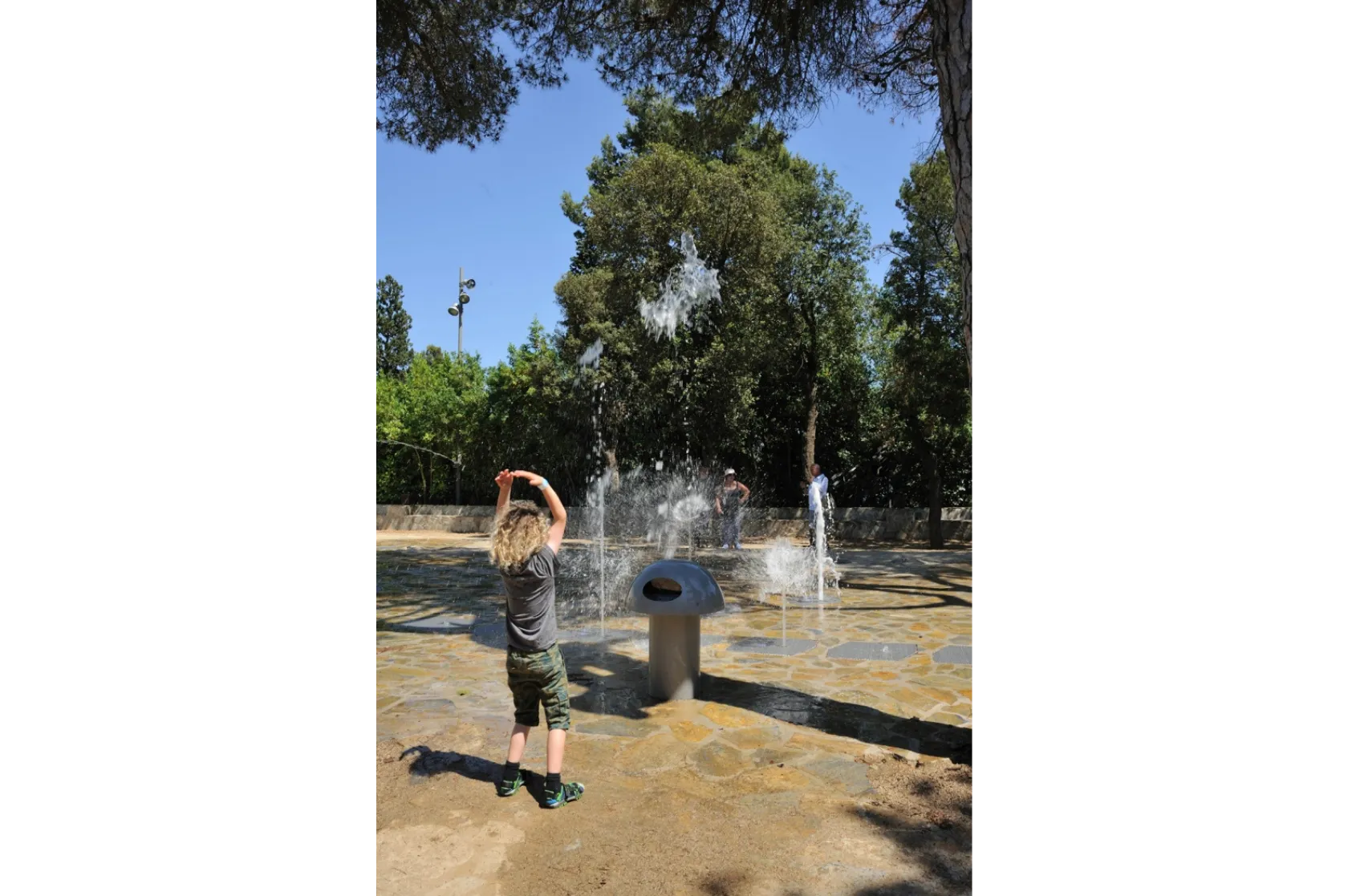Fonts interactives al Tibidabo. Varis Arquitectes.