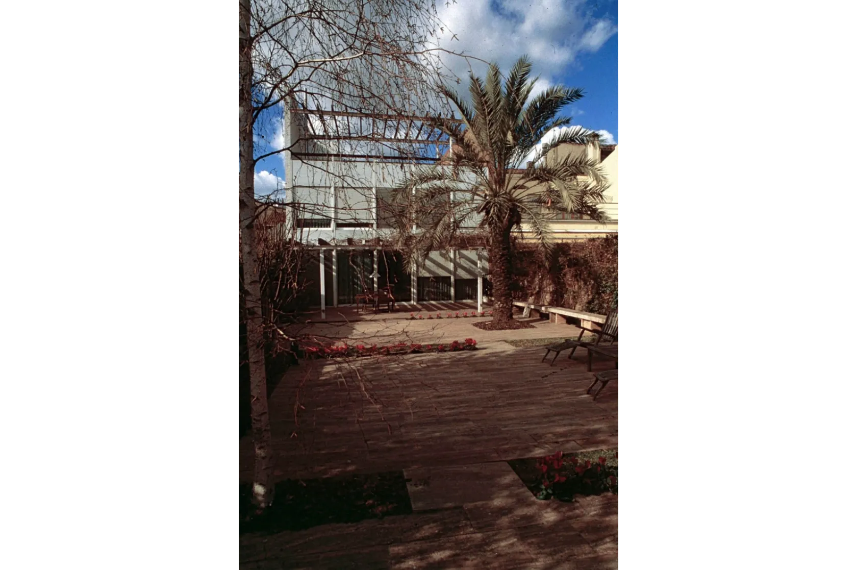 Habitatge Monràs. Varis Arquitectes