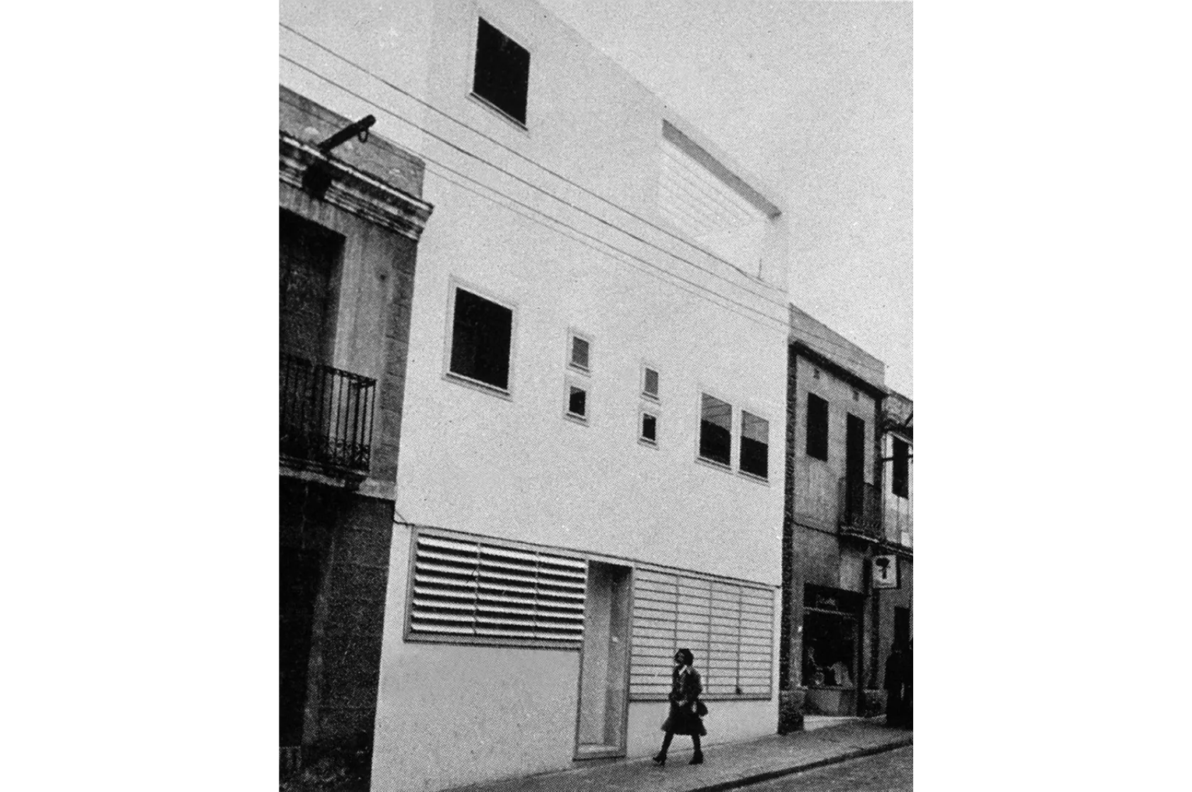 Habitatges Vintró. Varis Arquitectes