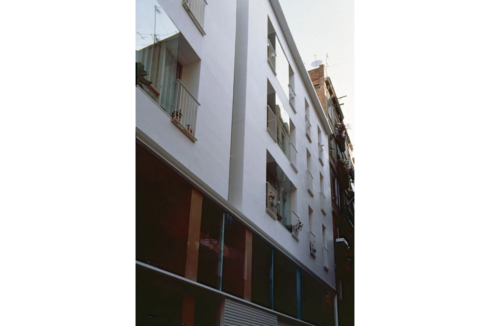 Habitatges Cendra. Varis Arquitectes