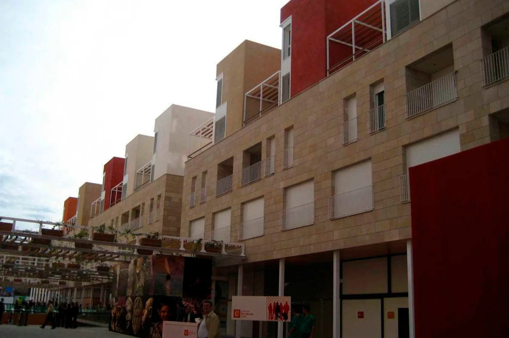 Habitatges Raval del Pallol Varis Arquitectes