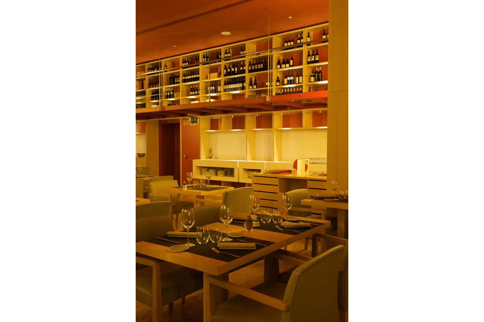 Hotel Diagonal Zero. Varis Arquitectes