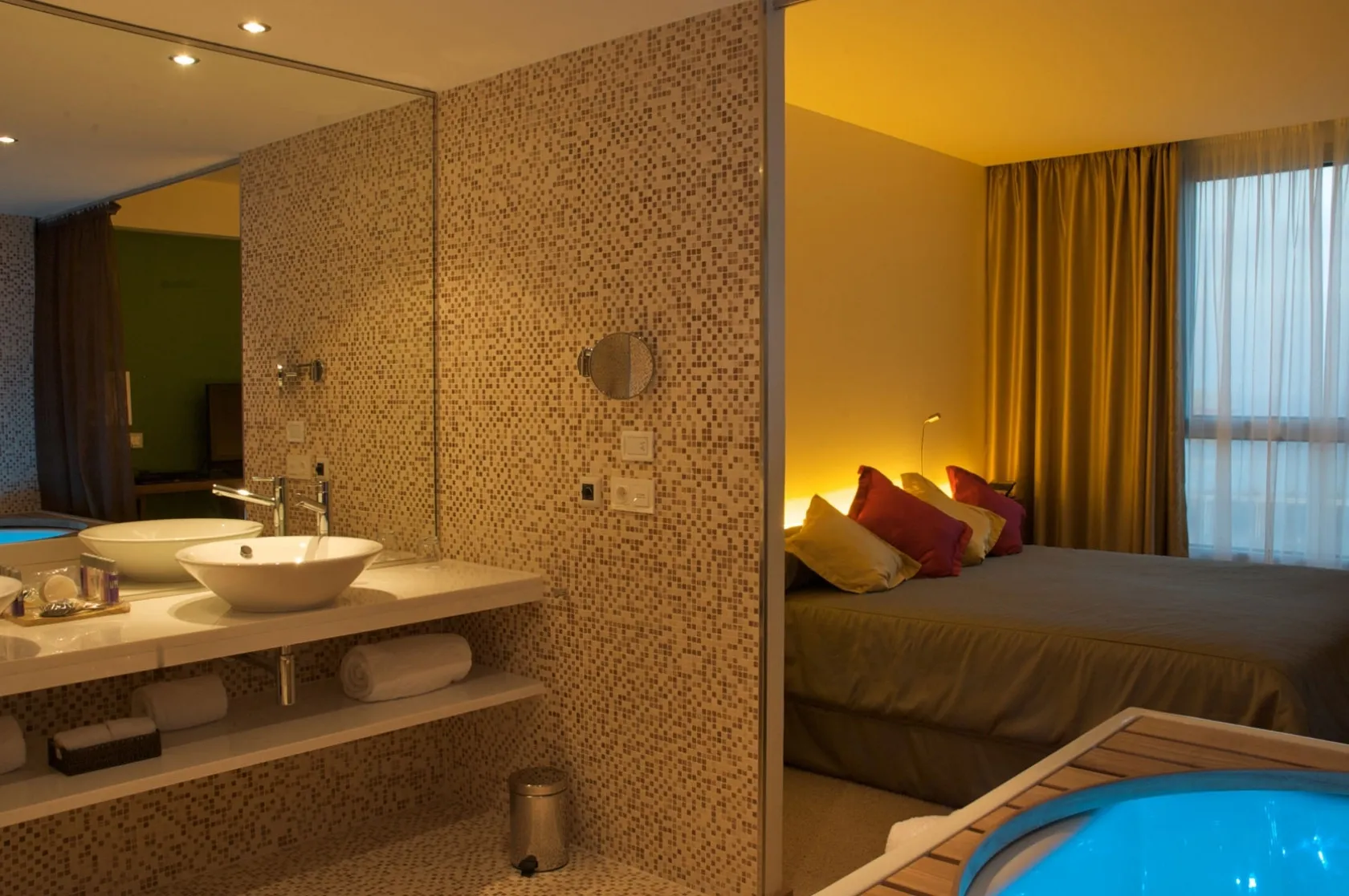 Hotel Diagonal Zero. Varis Arquitectes