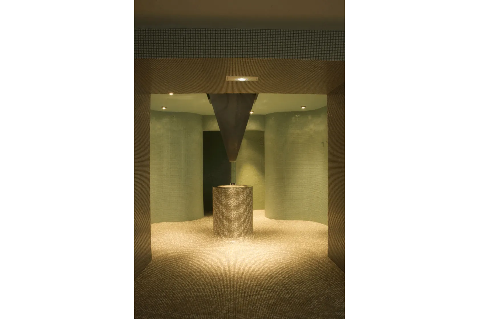 Hotel Diagonal Zero. Varis Arquitectes