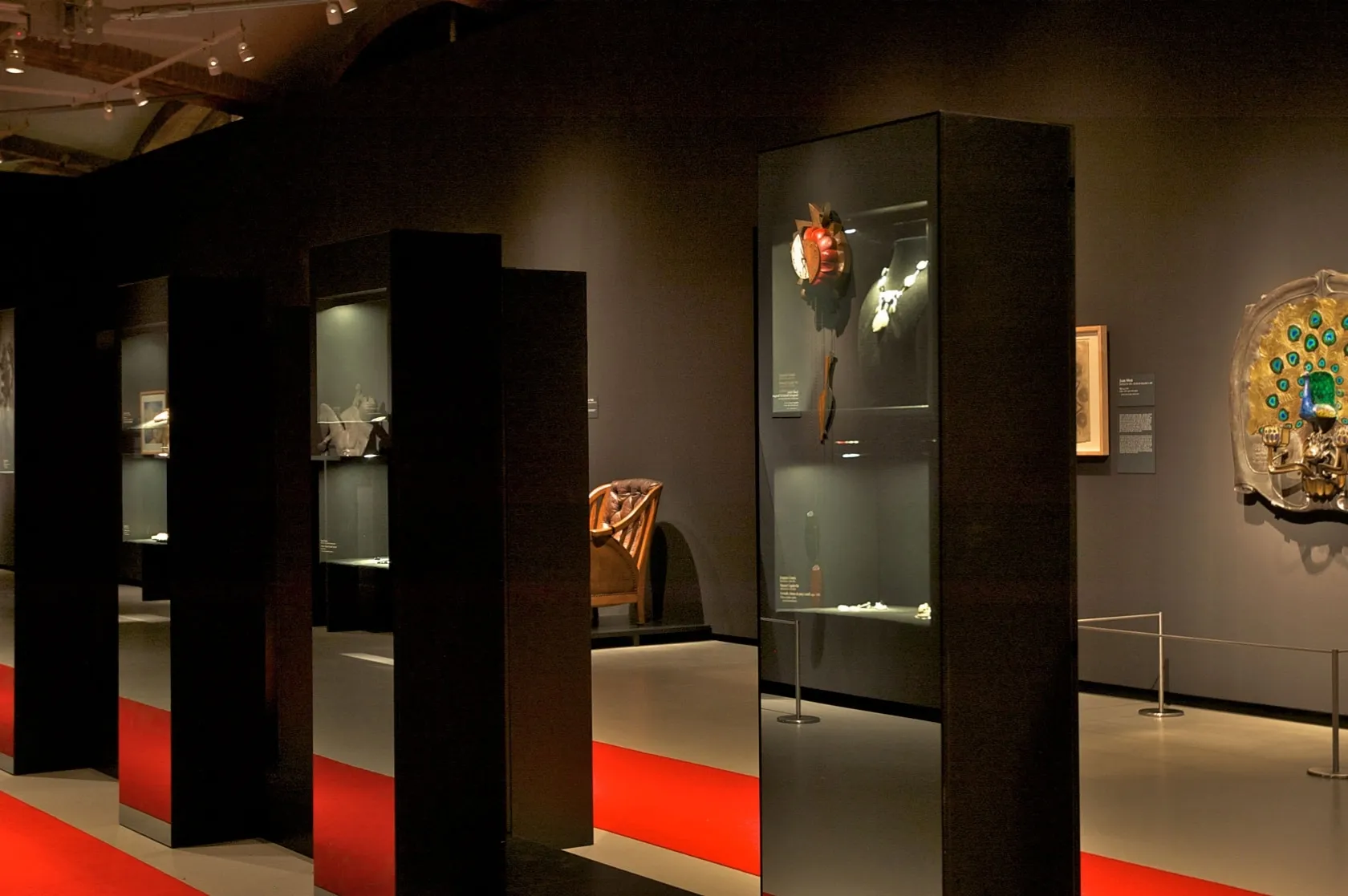 Joies d'Artista. Del Modernisme a l'Avantguarda. Varis Arquitectes