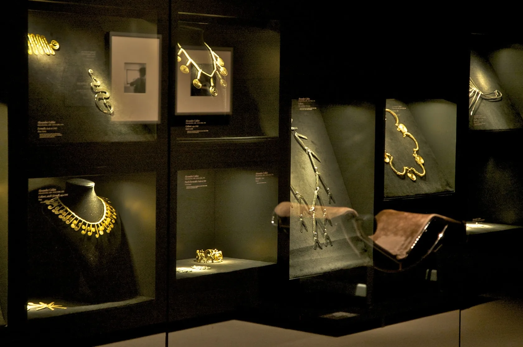 Joies d'Artista. Del Modernisme a l'Avantguarda. Varis Arquitectes