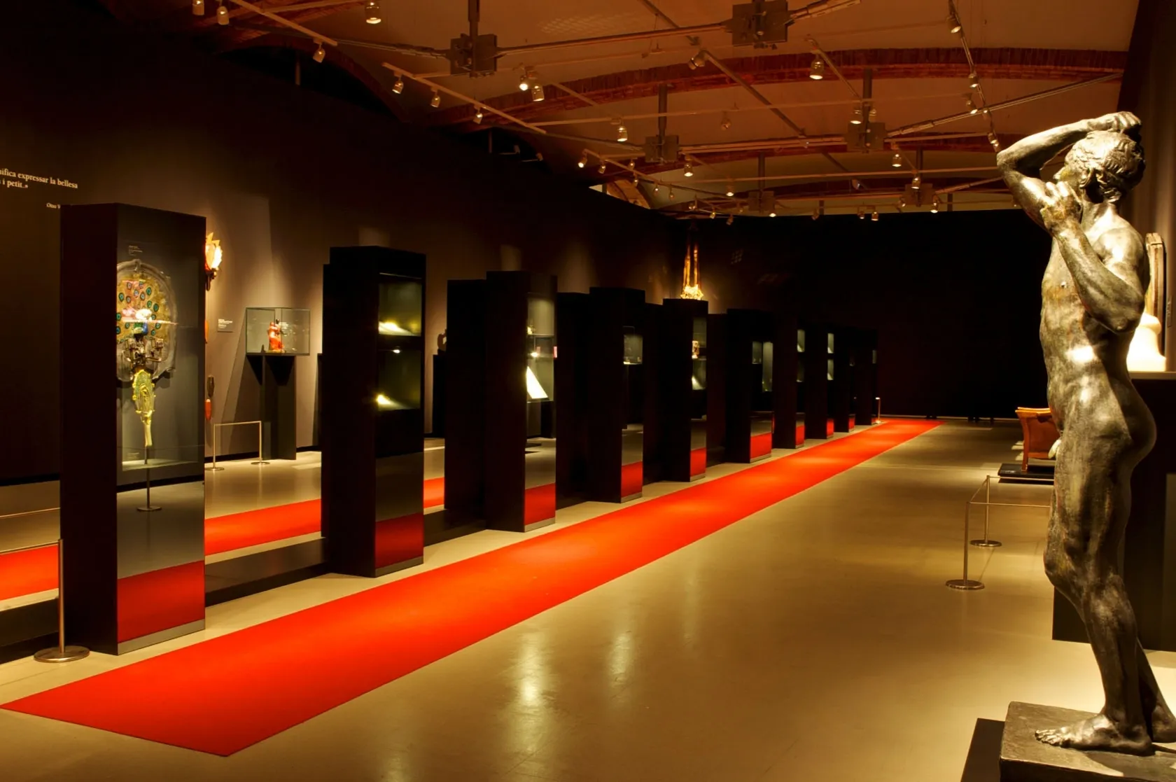 Joies d'Artista. Del Modernisme a l'Avantguarda. Varis Arquitectes