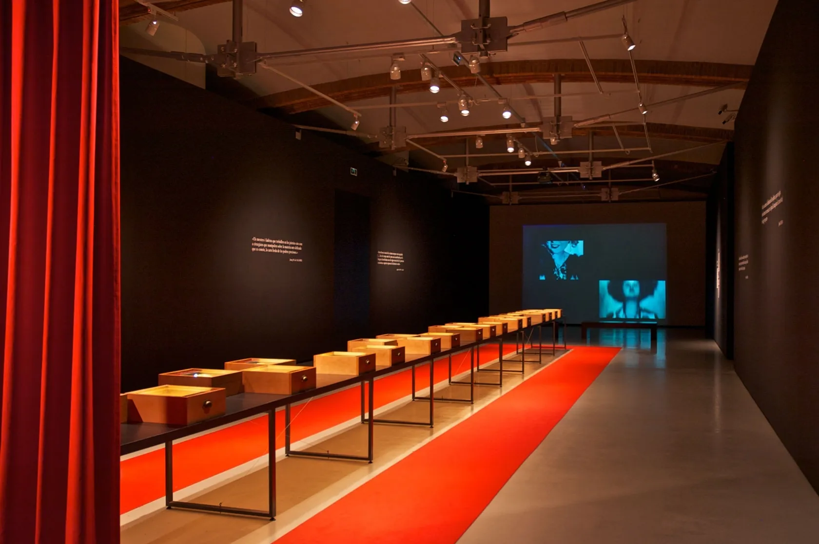 Joies d'Artista. Del Modernisme a l'Avantguarda. Varis Arquitectes