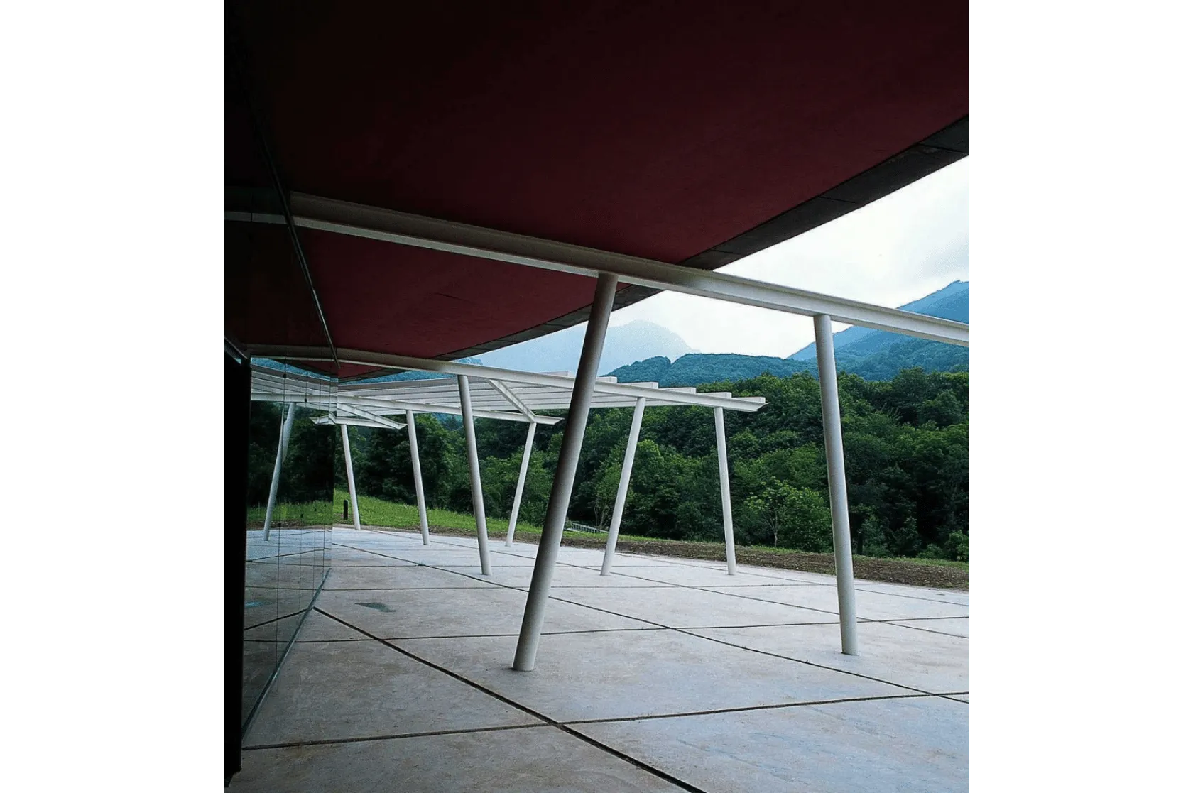 Museu Parc de la Prehistòria Varis Arquitectes