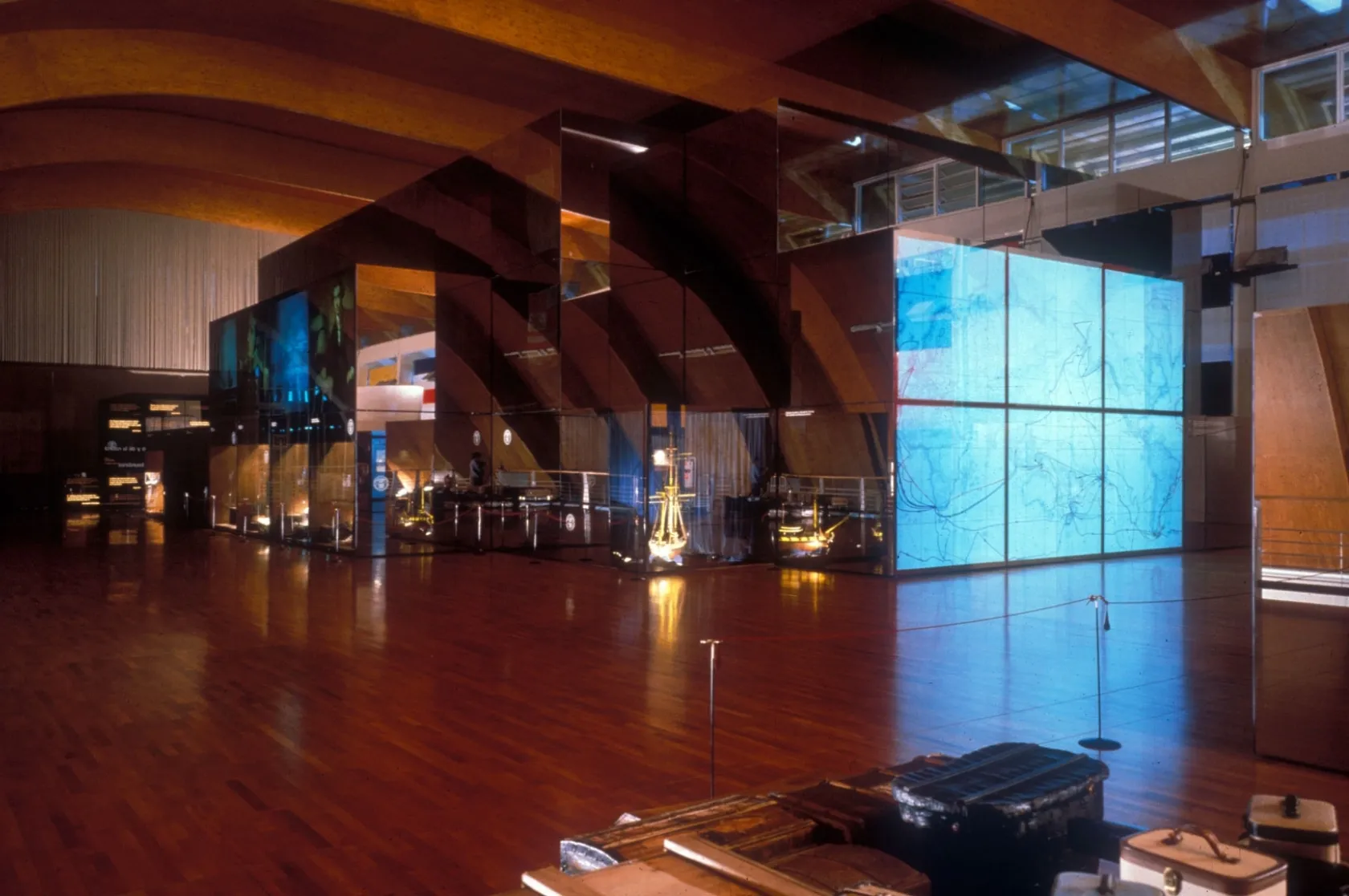 Pavelló de la Navegació Terra. Varis Arquitectes