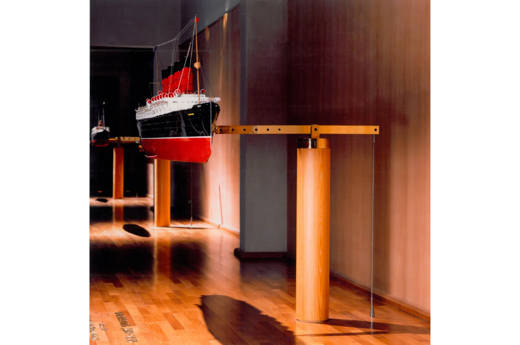 Pavelló de la Navegació Terra. Varis Arquitectes