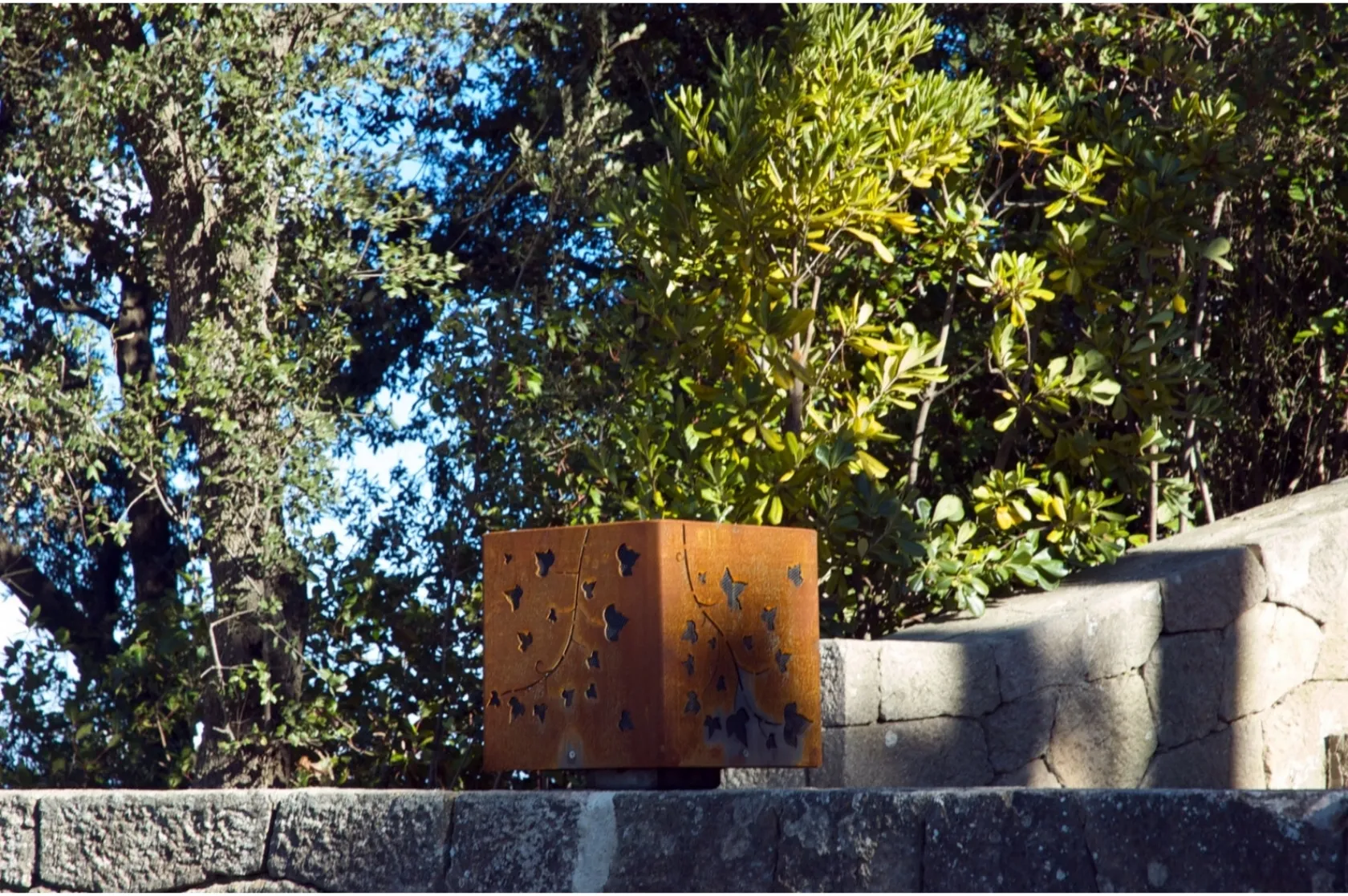 "Plaça dels Somnis" al Tibidabo. Varis Arquitectes