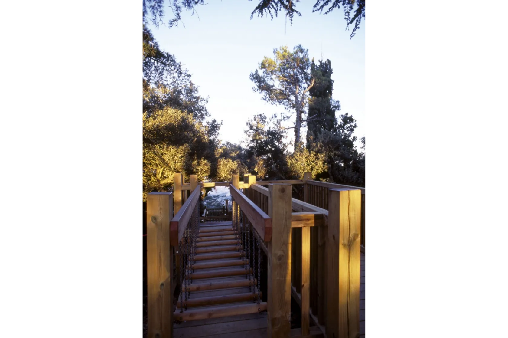 "Plaça dels Somnis" al Tibidabo. Varis Arquitectes