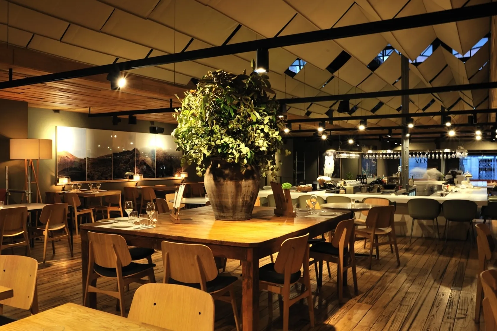 Restaurant El Ninot Cuina. Varis Arquitectes