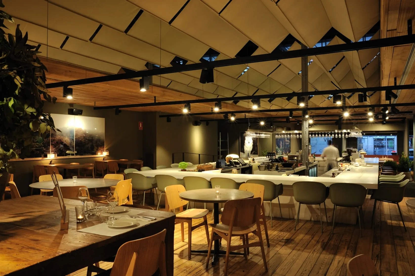 Restaurant El Ninot Cuina. Varis Arquitectes