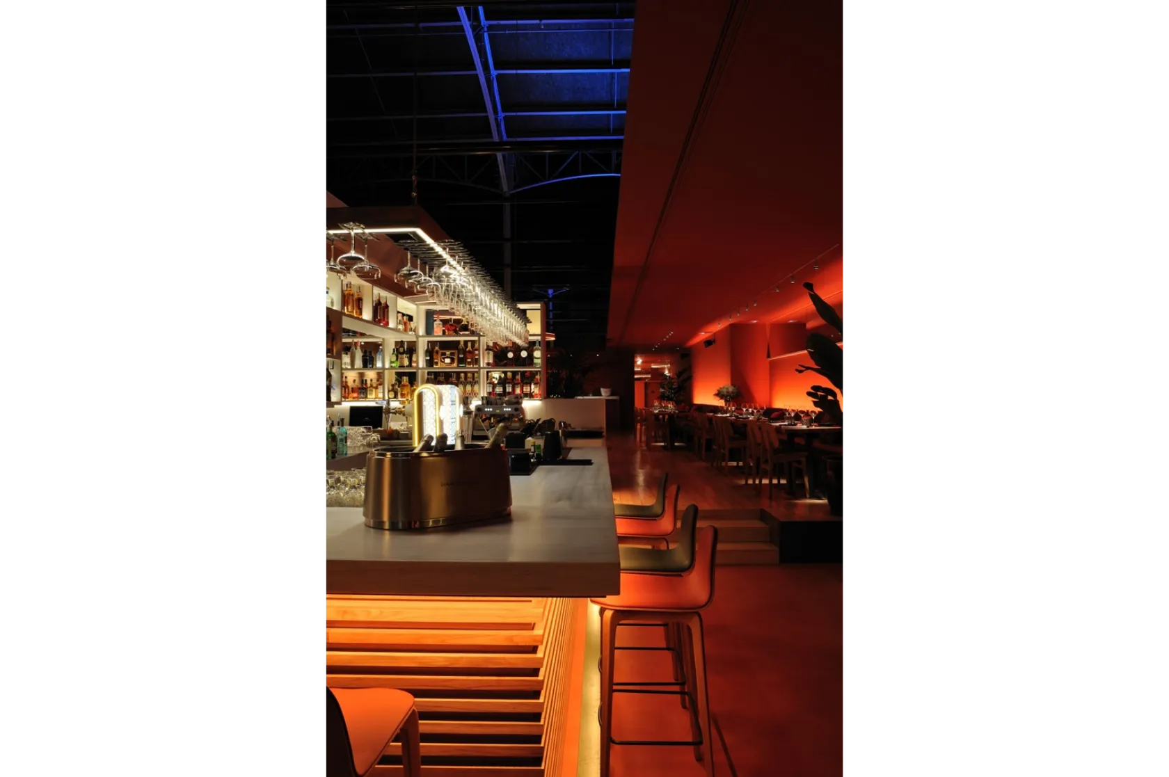 Restaurant TIERRA. Varis Arquitectes