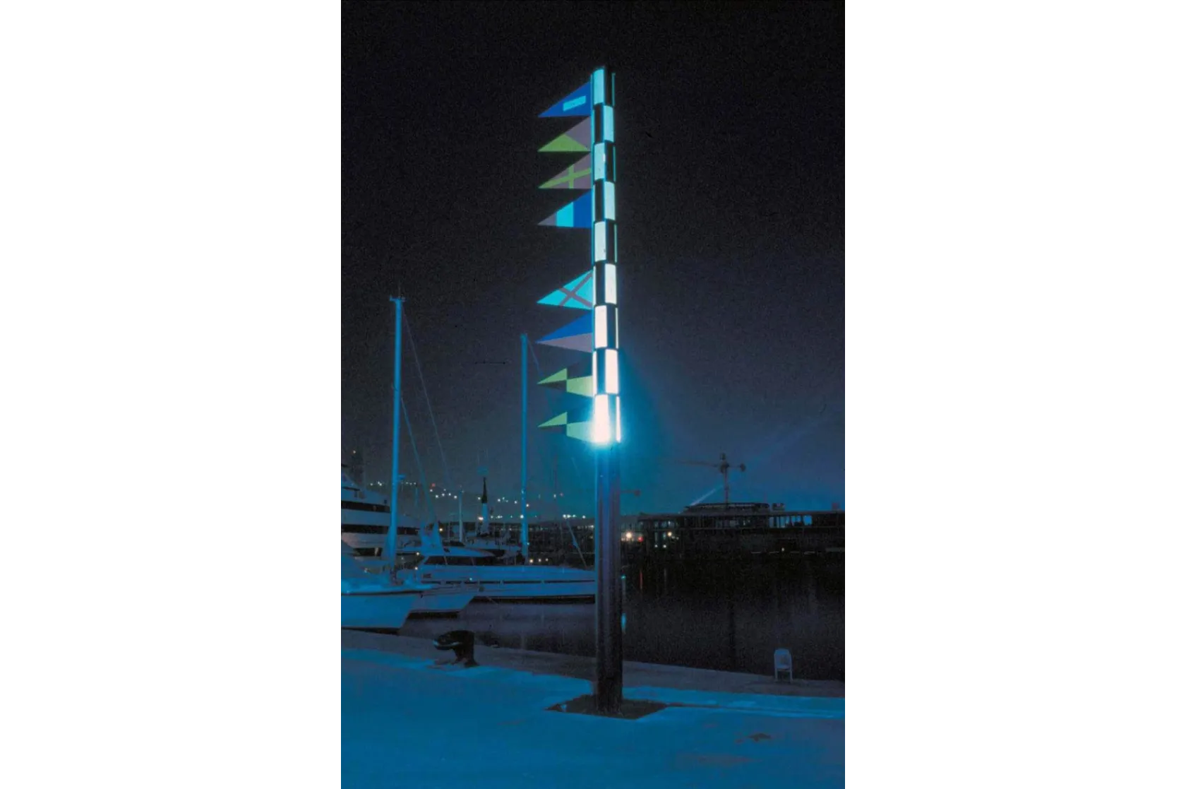 Señalització al Port Vell. Varis Arquitectes