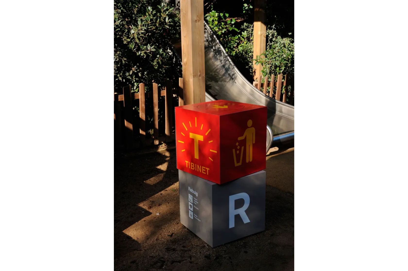 "TibiNet" al Tibidabo. Varis Arquitectes