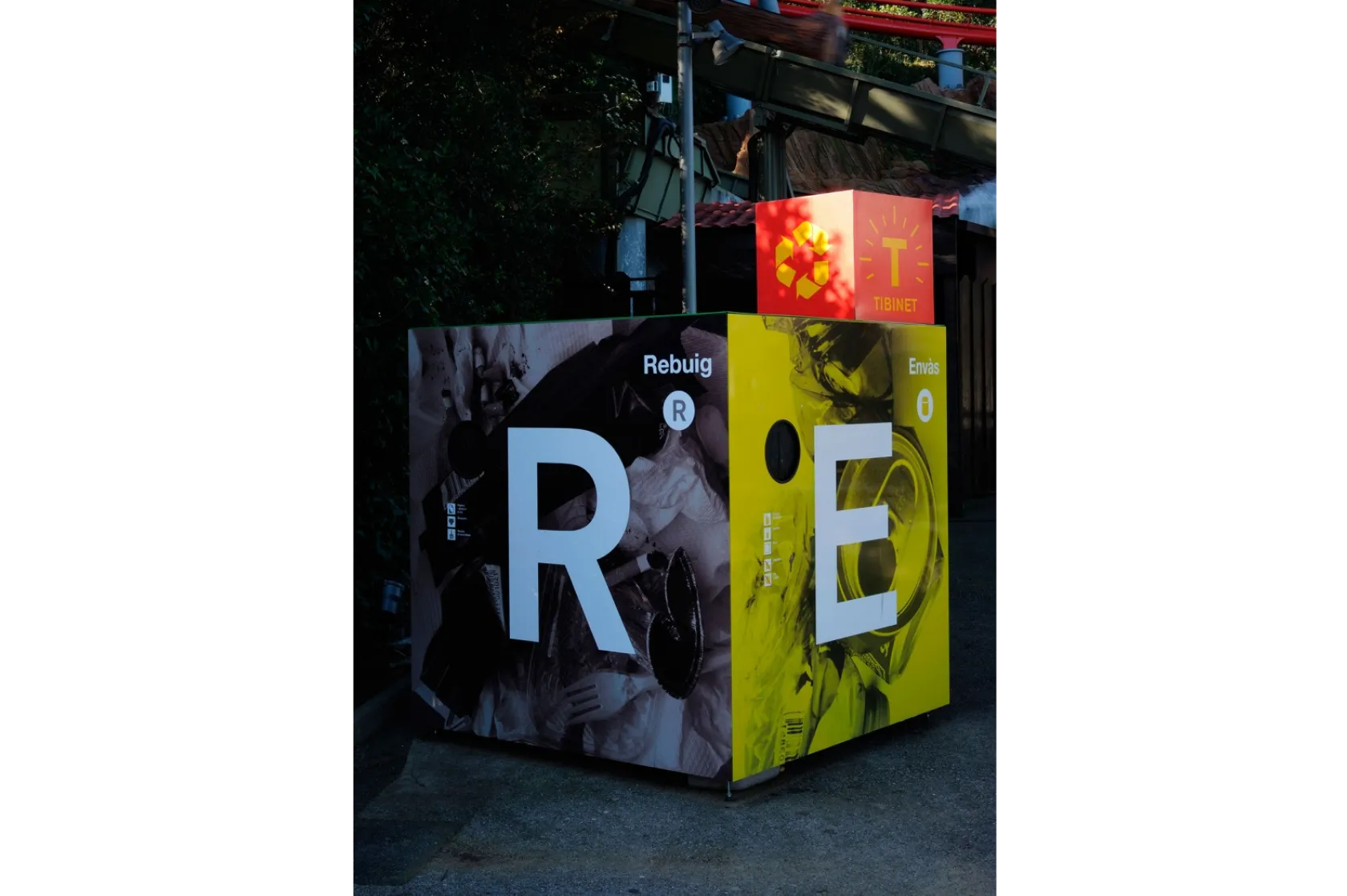 "TibiNet" al Tibidabo. Varis Arquitectes