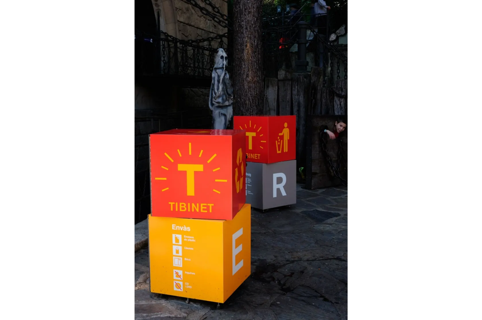 "TibiNet" al Tibidabo. Varis Arquitectes