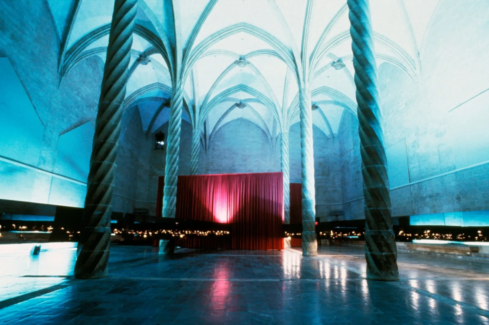 Un segle de Joieria i Bisuteria Espanyola. Varis Arquitectes