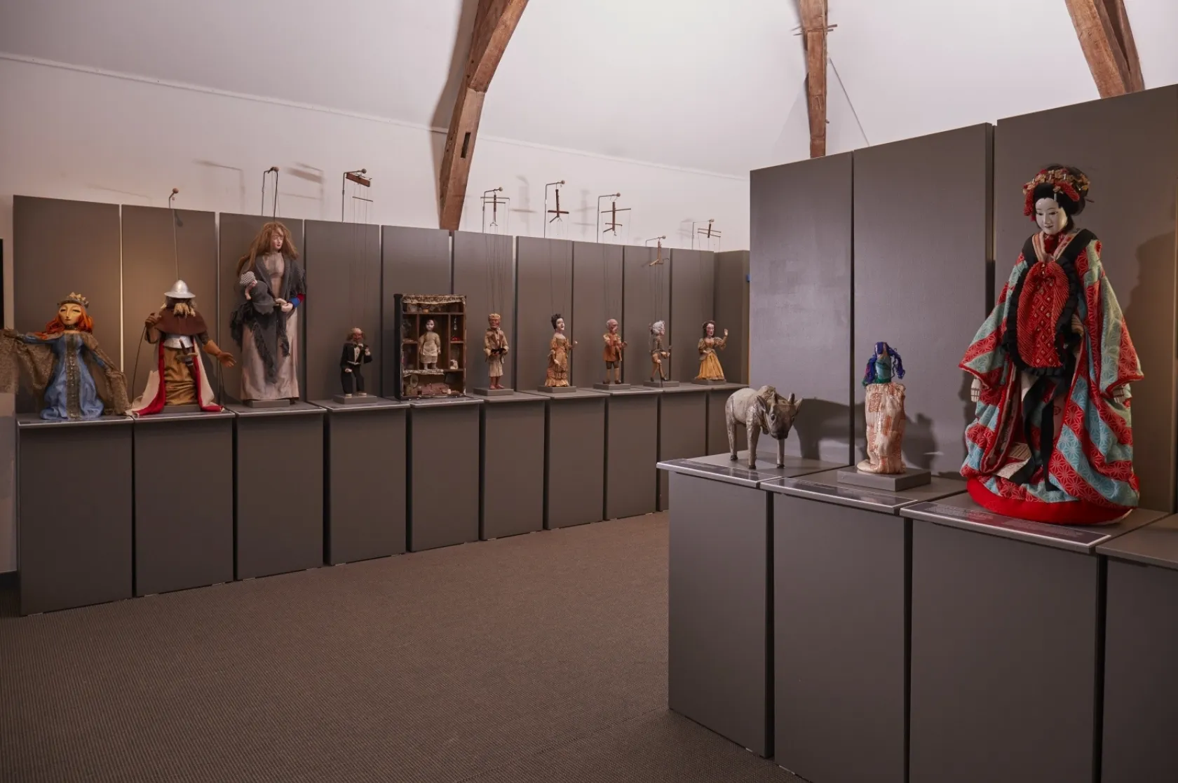 EXPOSICIÓ 90 ANIVERSARI UNIMA CHARLEVILLE. Varis Arquitectes