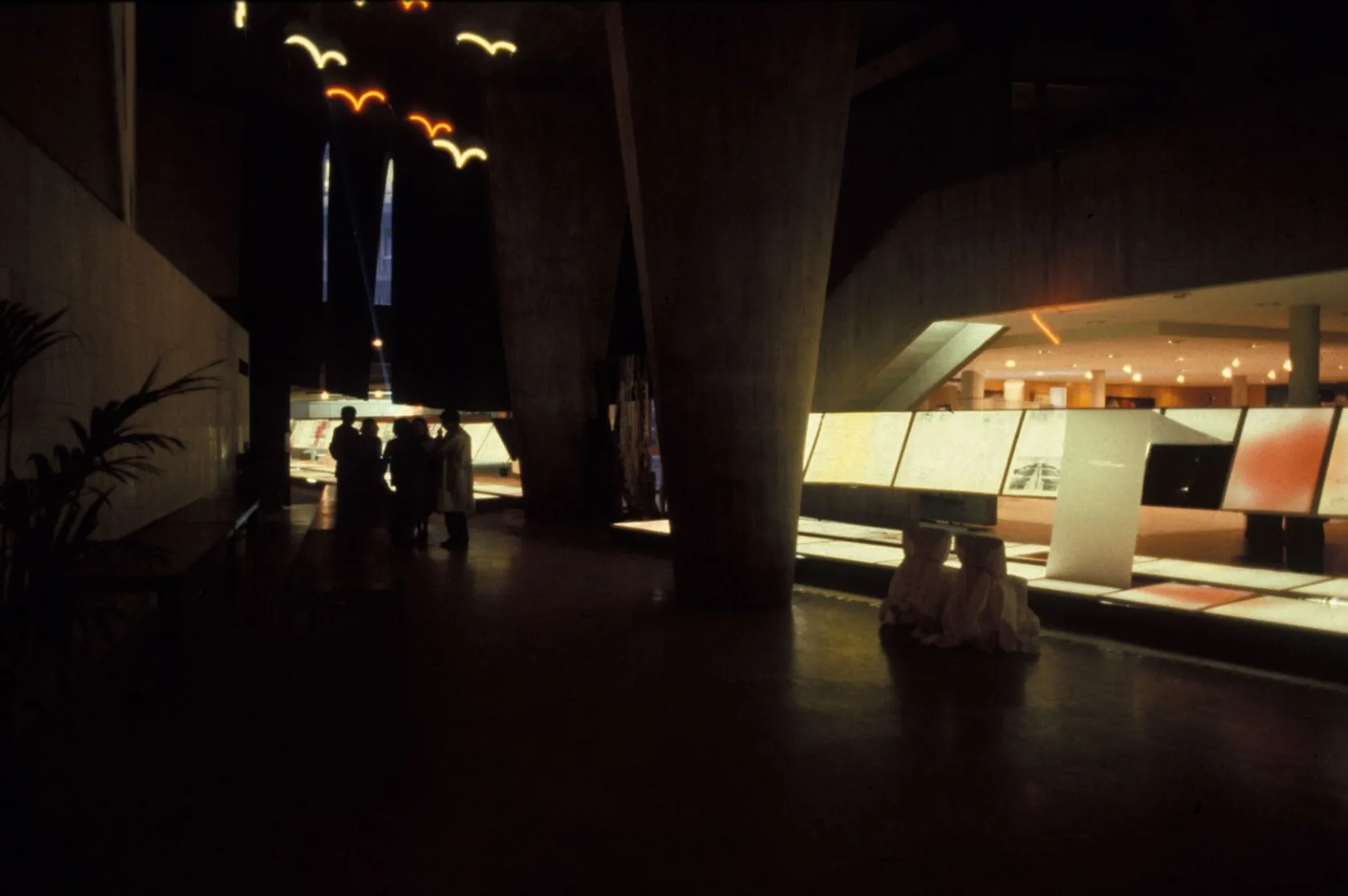 La Catalogne Aujourd'hu. Varis Arquitectes